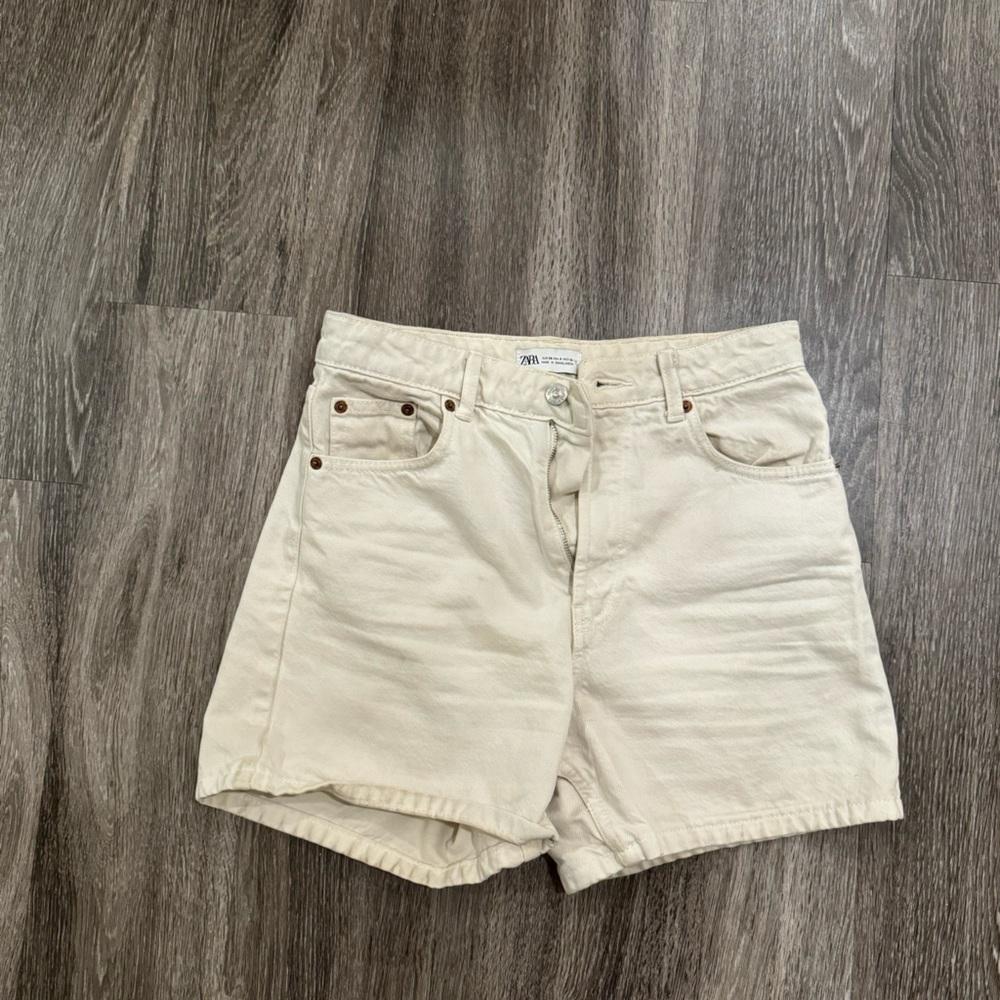 Zara Women’s Jean Shorts